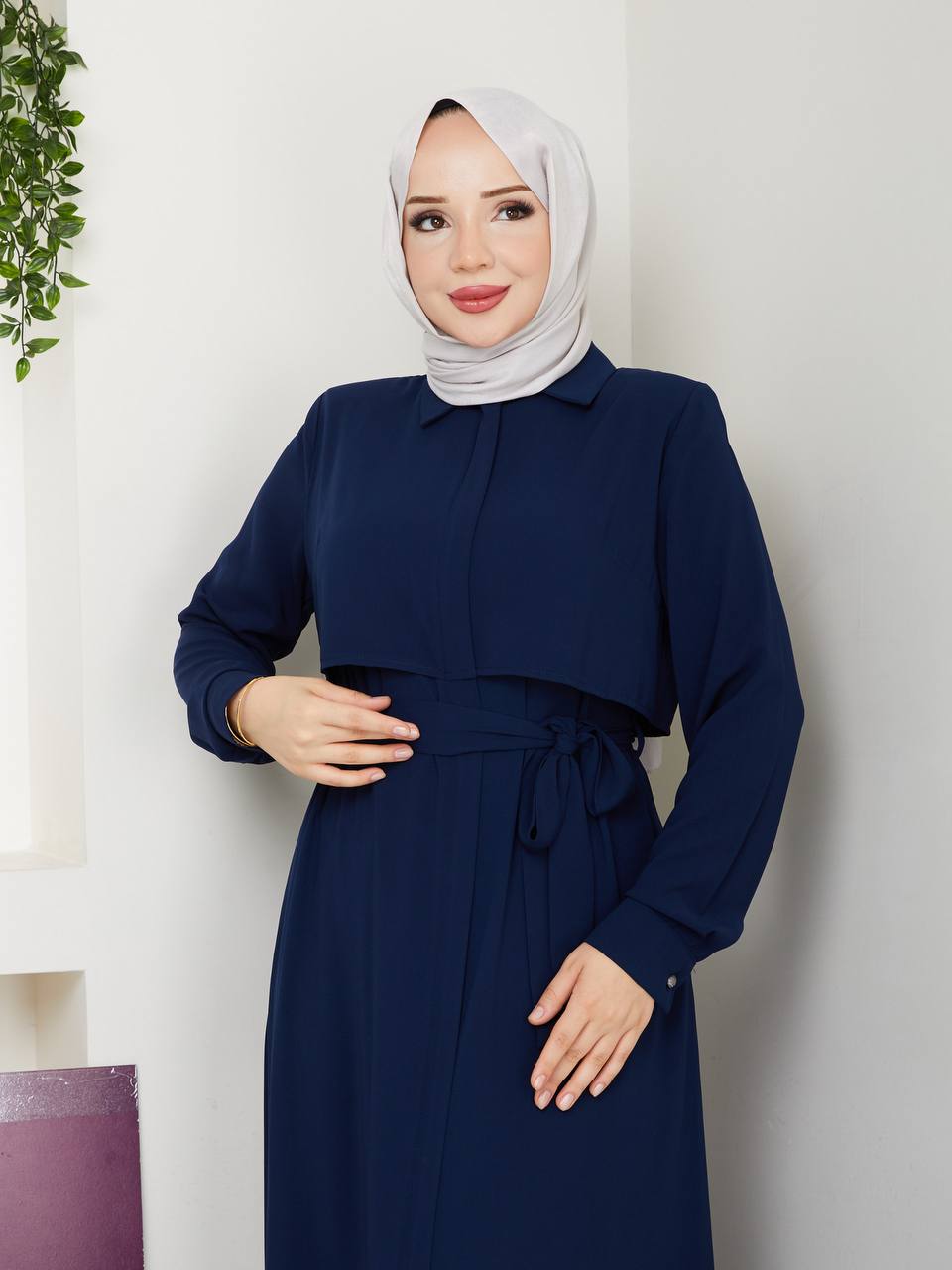 Lacivert Medine ipeği pelerinli ferace 147 cm